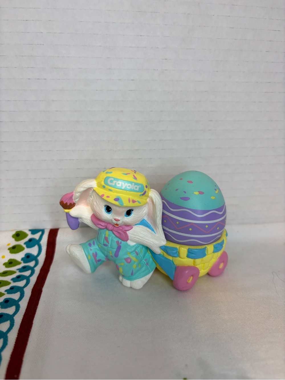 Vintage Crayola 1990 Hallmark Cards Inc. Binney & Smith Easter Bunny Toy Decor